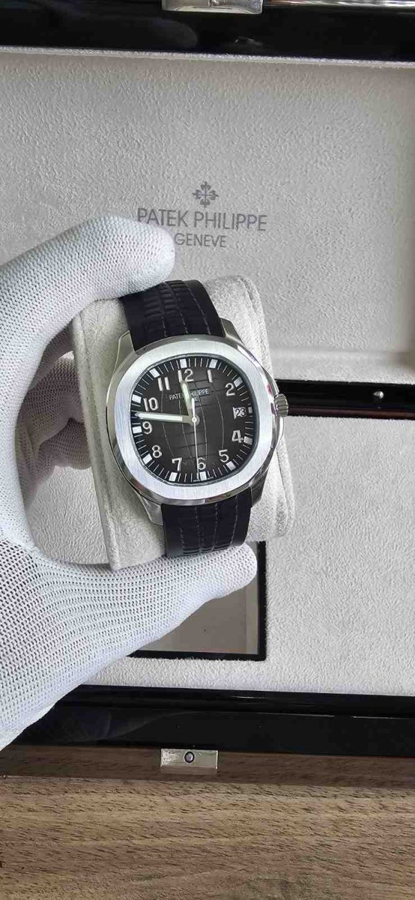 Patek Philippe Aquanaut 5167A-001 black strap
