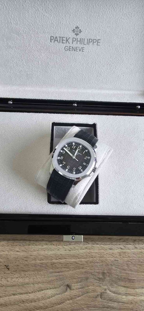 Patek Philippe Aquanaut 5167A-001 black strap