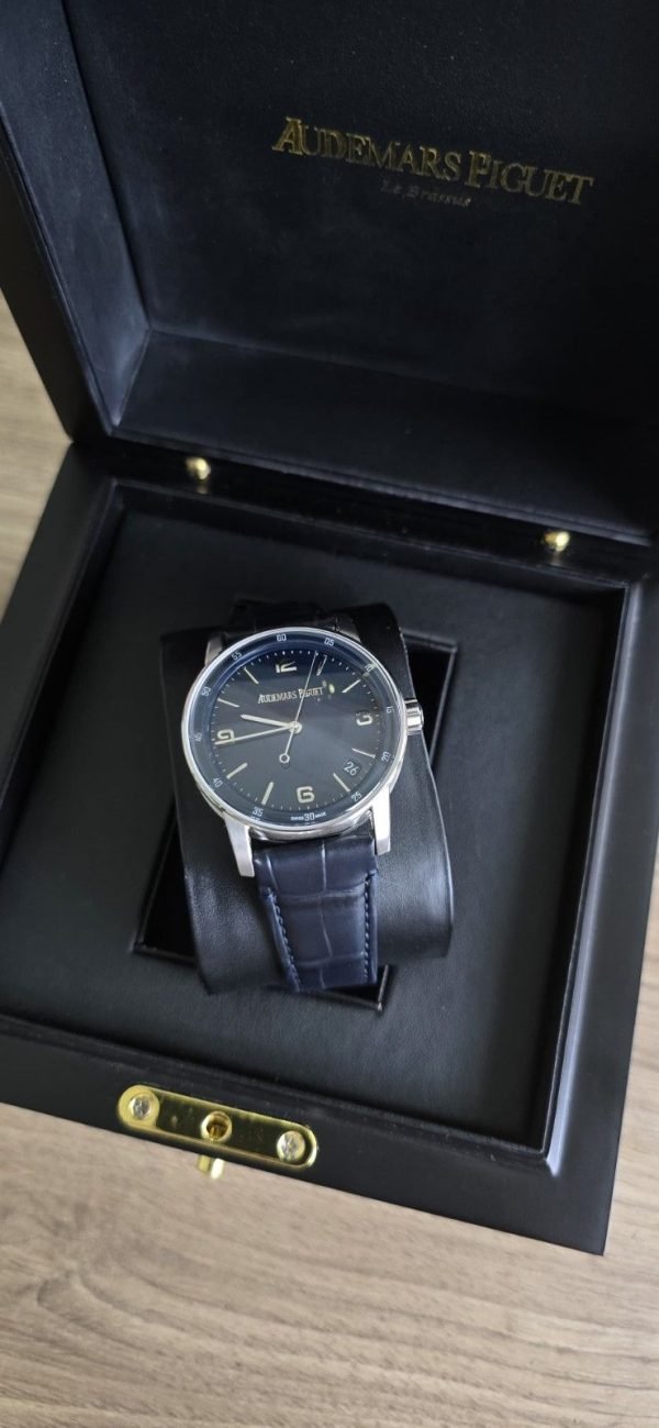 Audemars Piguet Code 11.59 15210Bc.Oo.A321Cr.01 replica