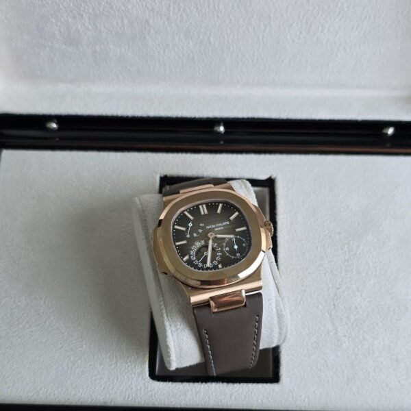 Patek Philippe Nautilus 5712 Replica Brown Watch
