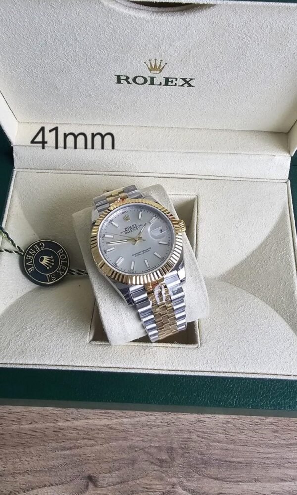 Rolex Datejust 41mm 126333 Men’s Replica Watch – Silver Index Dial
