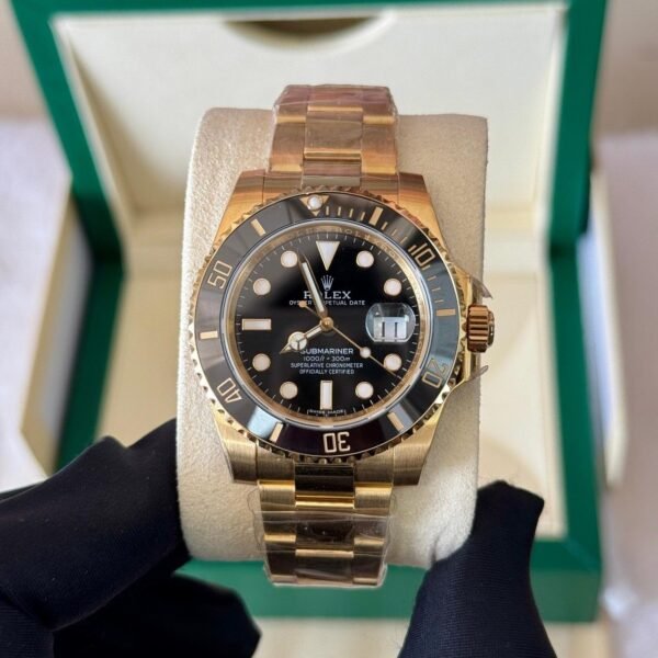 Rolex Submariner Date Yellow Gold Black Dial Bezel