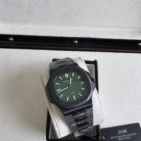 Patek Philippe Nautilus 5711 Green Dial Carbon Bracelet Black