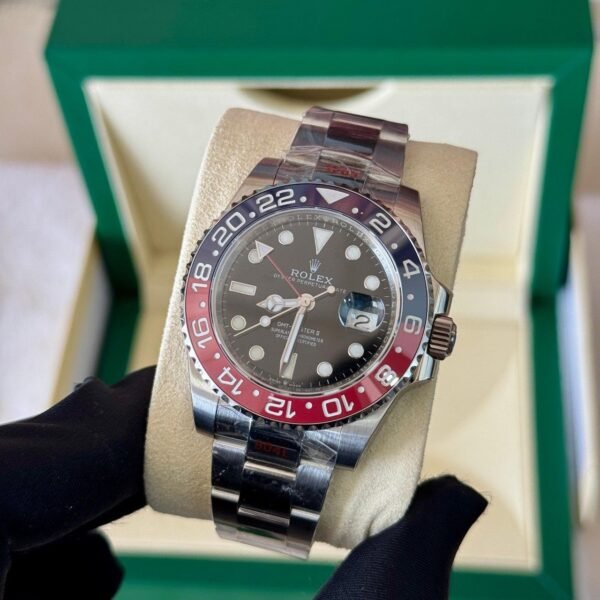 Rolex GMT-Master II Pepsi Steel Black Dial Oyster 126710BLRO