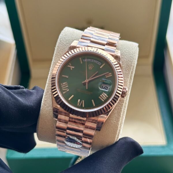 Rolex Day-Date 40MM Ref. 228235 Rose Gold Olive Green Dial Mens Replica Watch