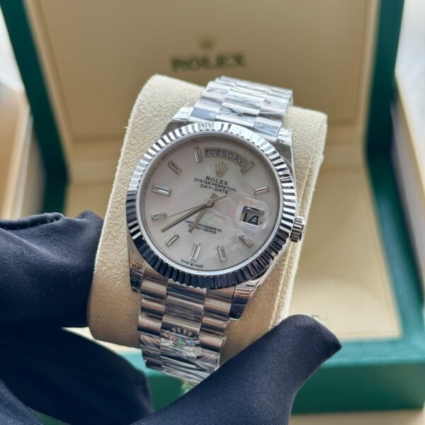 Rolex Day-Date 40MM White Gold Mother-Of-Pearl Dial 228239 Mens Replica Watch